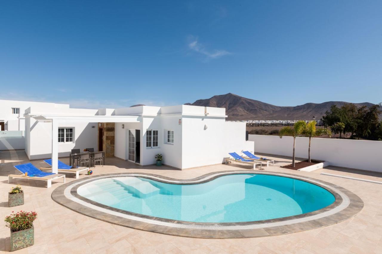 Villa Alay By Buenavilla Playa Blanca  Exteriör bild