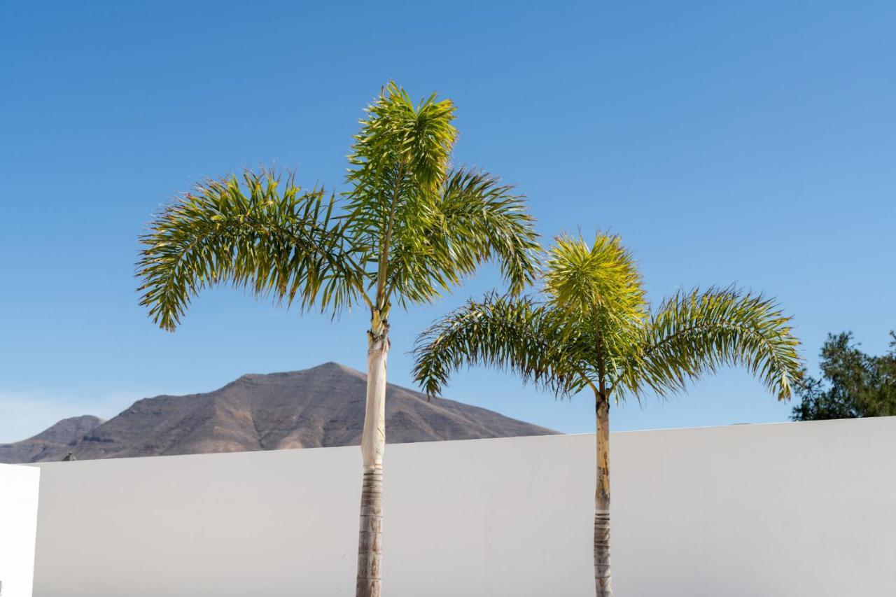 Villa Alay By Buenavilla Playa Blanca  Exteriör bild